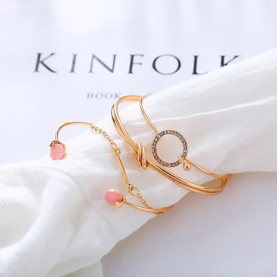 Set Of 4 Crystal Circle Bracelet, Double Knotted Arrow Round Full Drill Open Bracelet, Classic Arrow Knot Round Crystal Gem Bracelet, Multilayer Adjustable Open Bracelet, Chunky Flat Cable Chain Punk Bracelets Set Set Of 4 Crystal Circle Bracelet, Double Knotted Arrow Round Full Drill Open Bracelet, Classic Arrow Knot Round Crystal Gem Bracelet, Multilayer Adjustable Open Bracelet, Chunky Flat Cable Chain Punk Bracelets Set